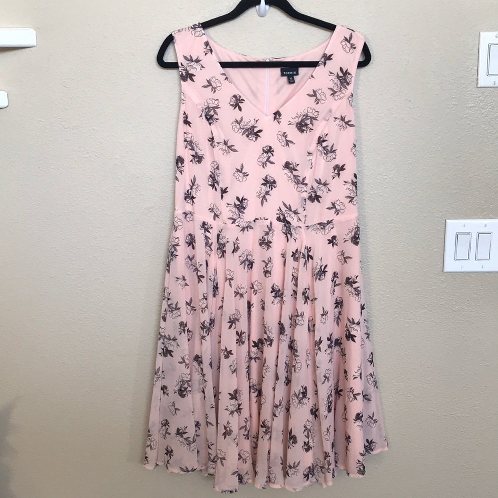 Torrid pink floral chiffon skater dress